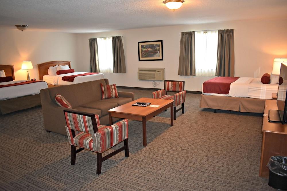 Wyndham Garden Ankeny Hotel Exterior photo