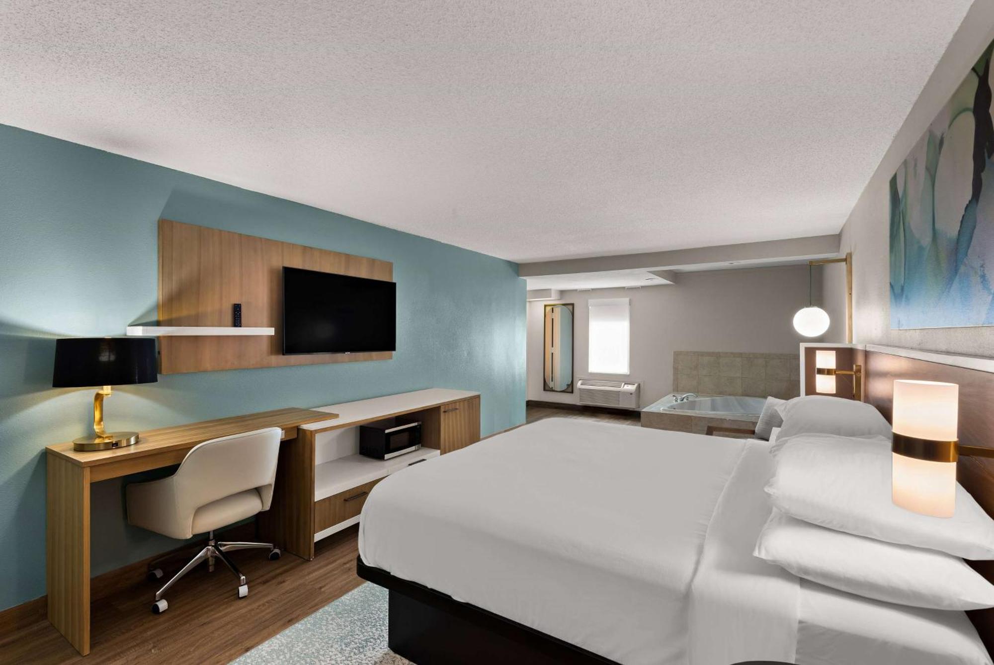 Wyndham Garden Ankeny Hotel Exterior photo